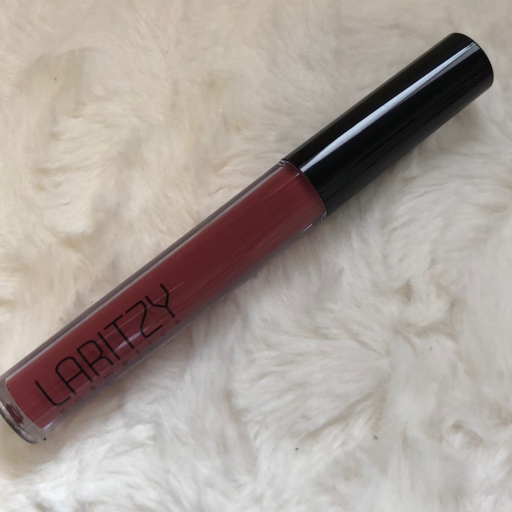 AVAILABLE IN MYSTERY BOX ~ Liquid Lipstick